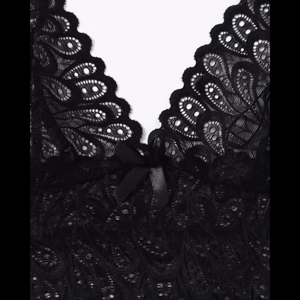 Black & Leopard Print, Lace and Satin, Lingerie Set - Picture 5 of 6